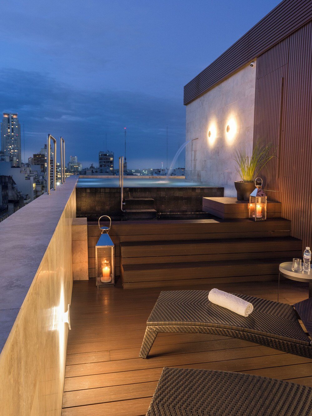 Rooftop terrace with a view of the city at Casa Joseph