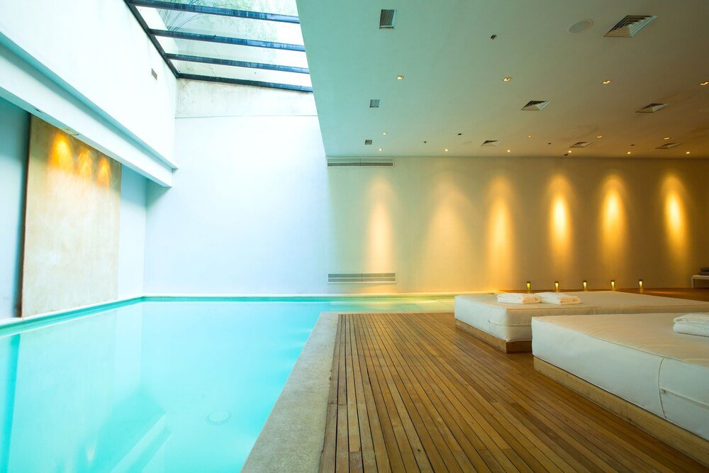 Modern spa room with a wooden floor